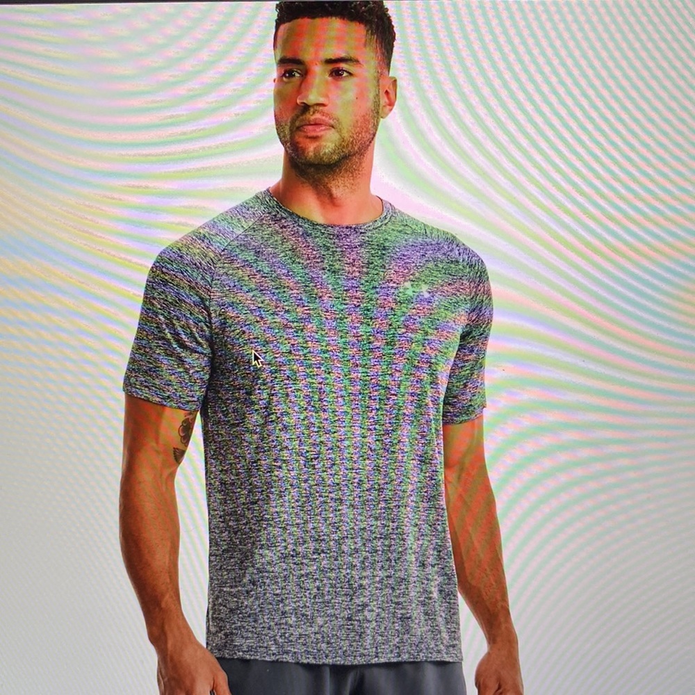 💙💙Mens UA Tech Tee shirt - excellent condition- Sz L loose Heatgear